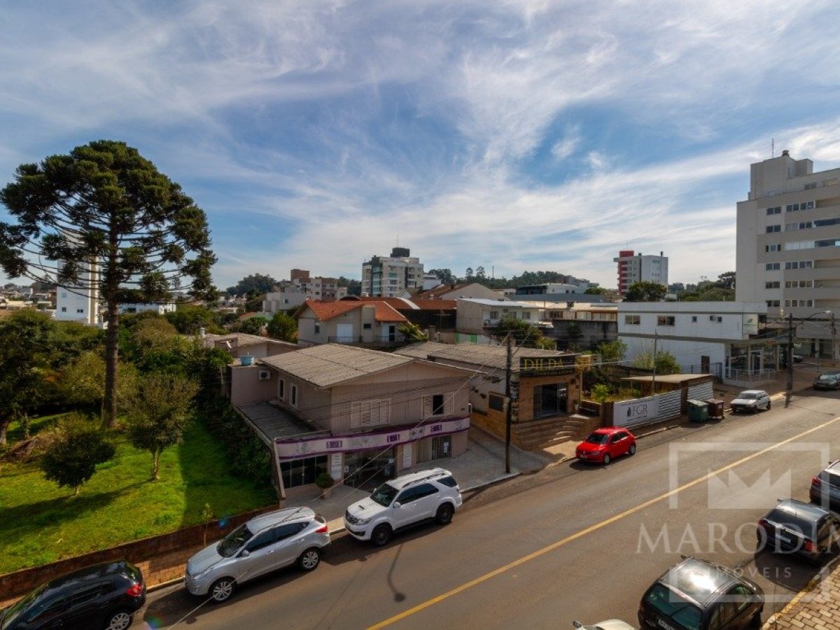 Prédio Comercial com 713m², Nao suíte, no bairro Centro em Marau