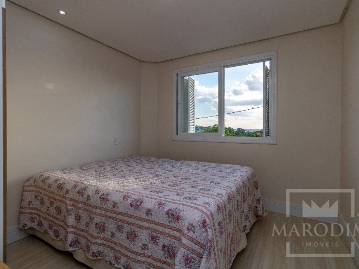 Casa com 229m², 3 dormitórios, Nao suíte, 3 vagas, no bairro Colinas Nova Marau em Marau