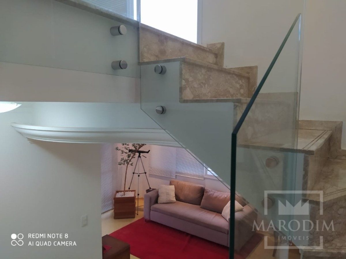 Cobertura com 182m², 4 dormitórios, Nao suíte, 2 vagas, no bairro Planalto em Marau