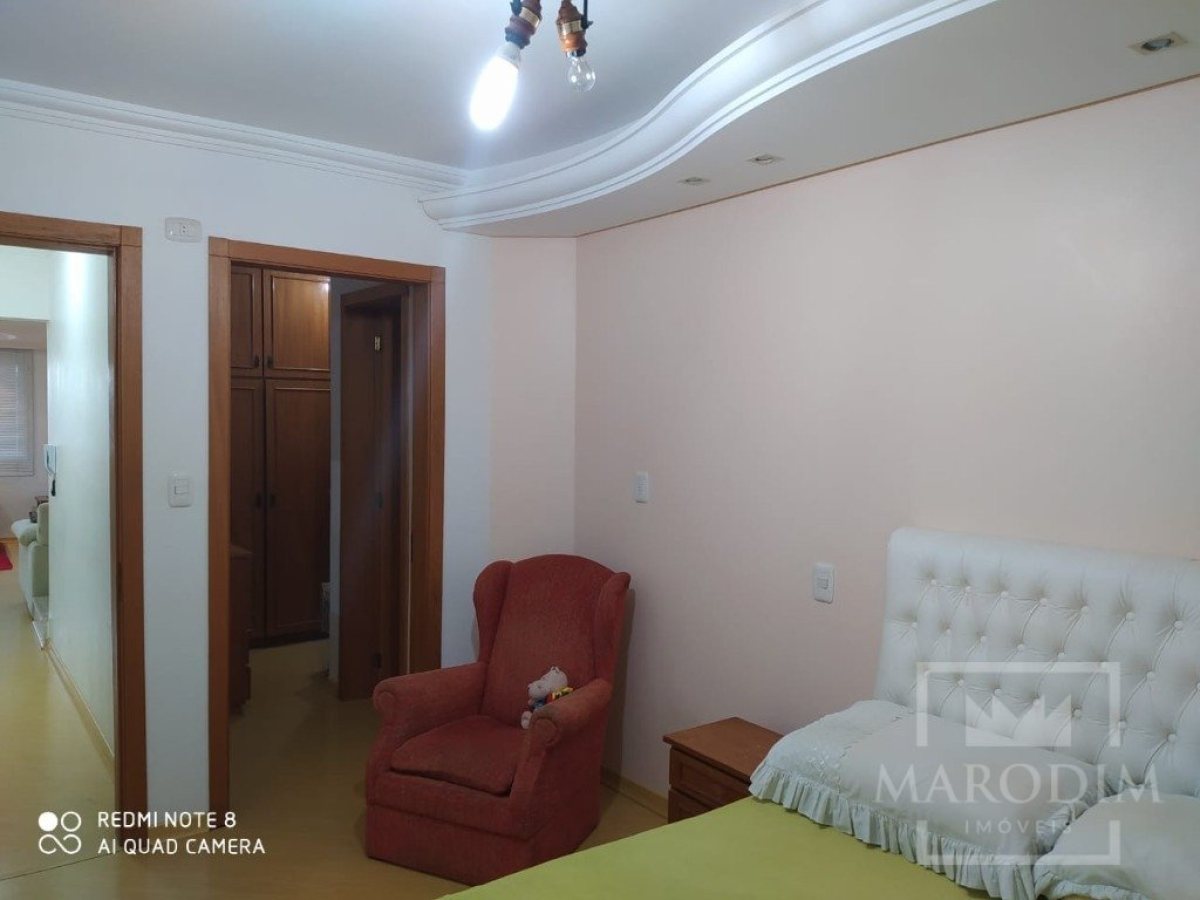 Cobertura com 182m², 4 dormitórios, Nao suíte, 2 vagas, no bairro Planalto em Marau