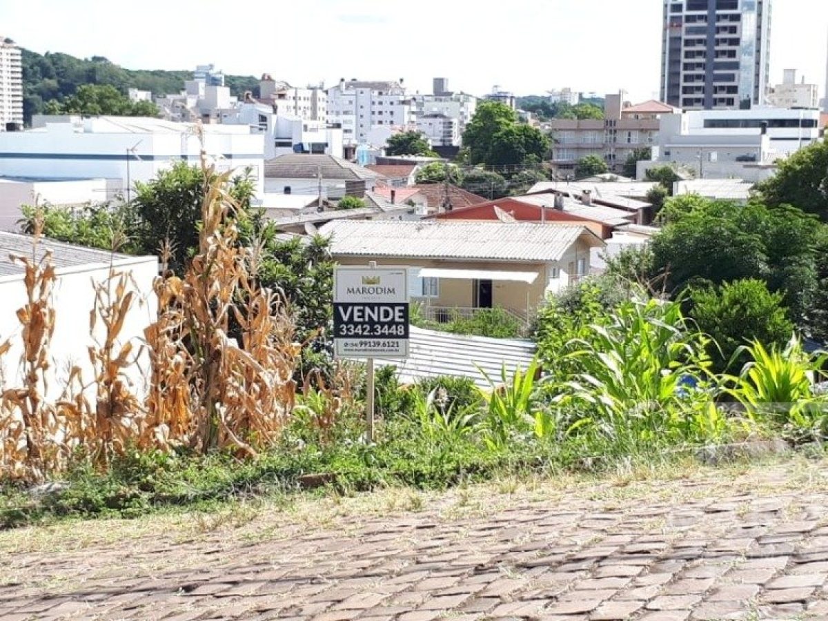 Terreno com 391m², Nao suíte, no bairro Progresso em Marau
