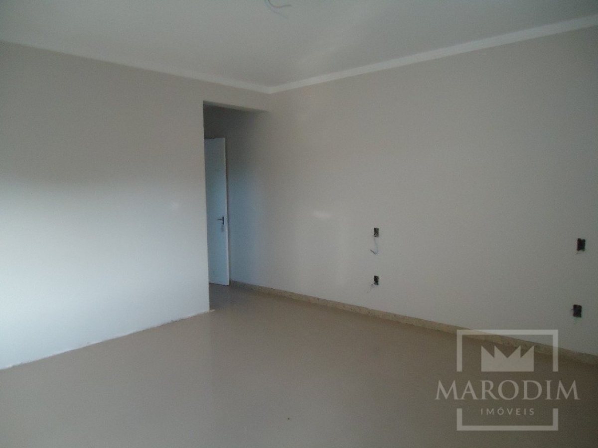 Apartamento com 134m², 3 dormitórios, Nao suíte, 1 vaga, no bairro Borges de Medeiros em Marau