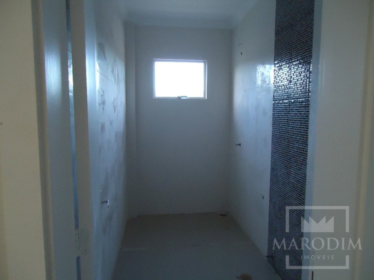 Apartamento com 134m², 3 dormitórios, Nao suíte, 1 vaga, no bairro Borges de Medeiros em Marau