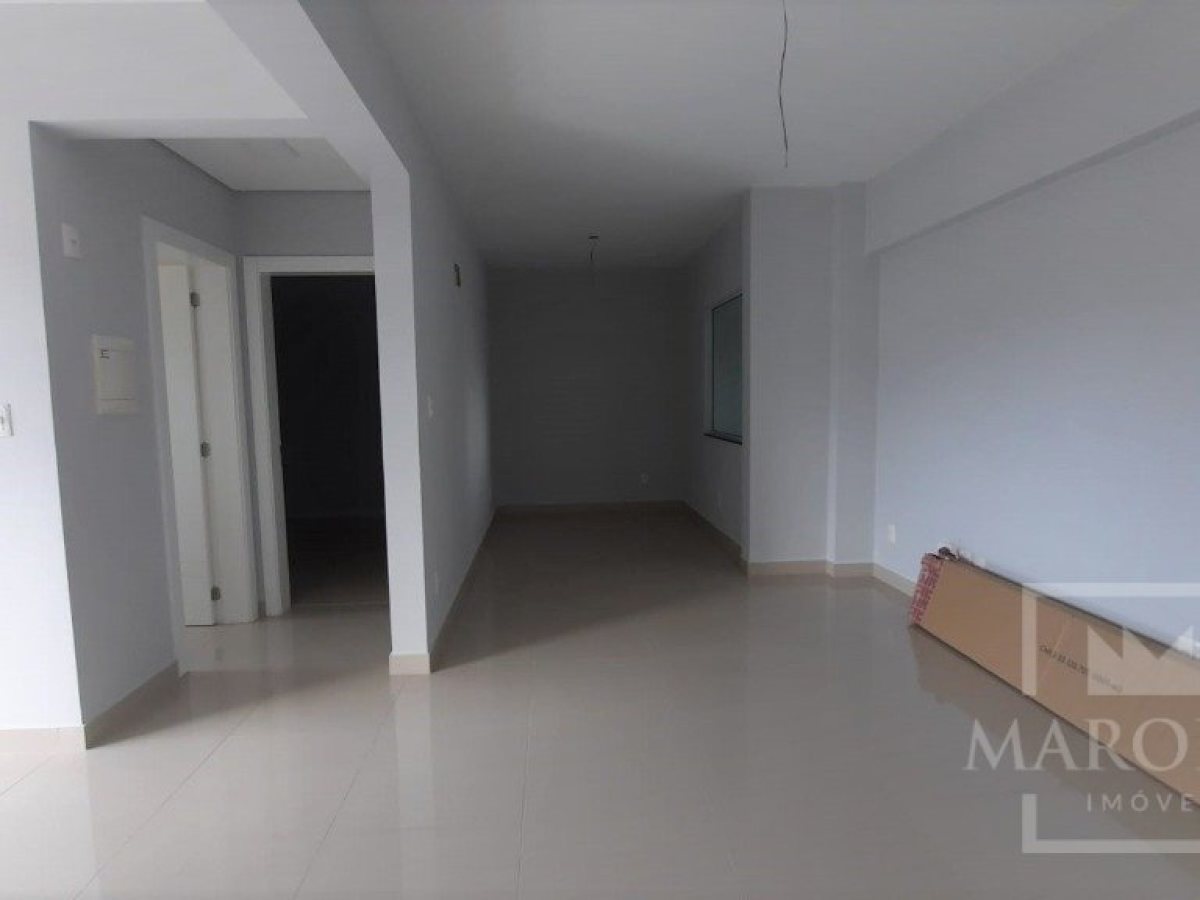 Apartamento com 73m², 1 dormitório, Nao suíte, 1 vaga, no bairro centro em Marau