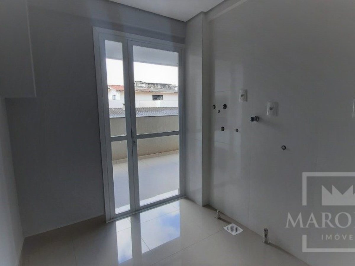 Apartamento com 73m², 1 dormitório, Nao suíte, 1 vaga, no bairro centro em Marau