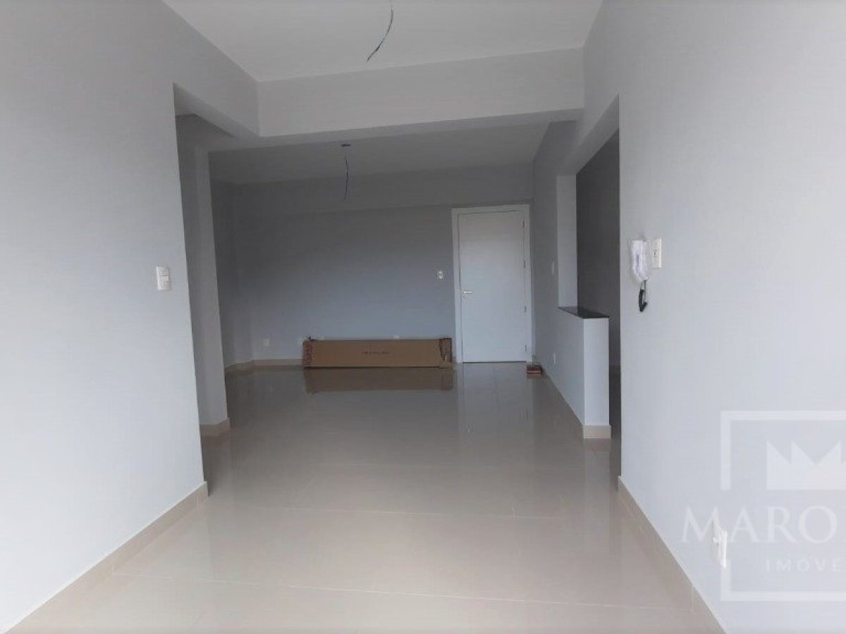 Apartamento com 73m², 1 dormitório, Nao suíte, 1 vaga, no bairro centro em Marau