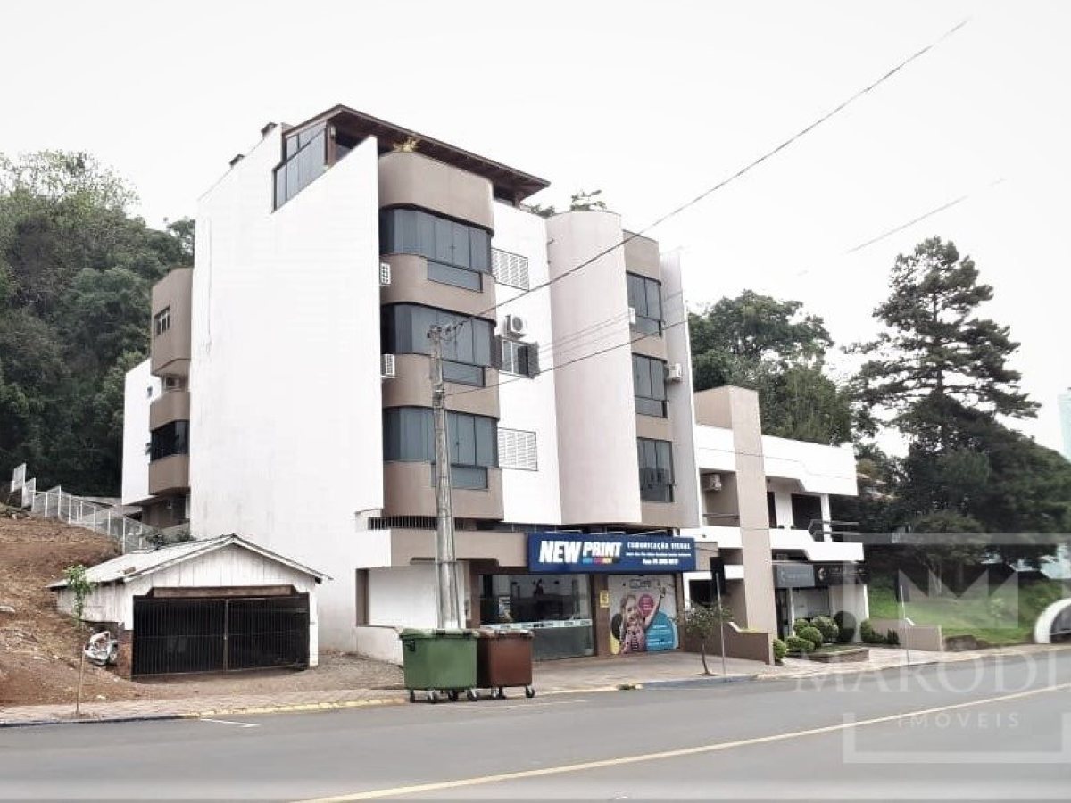 Apartamento com 100m², 3 dormitórios, Sim suíte, 1 vaga, no bairro Centro em Marau