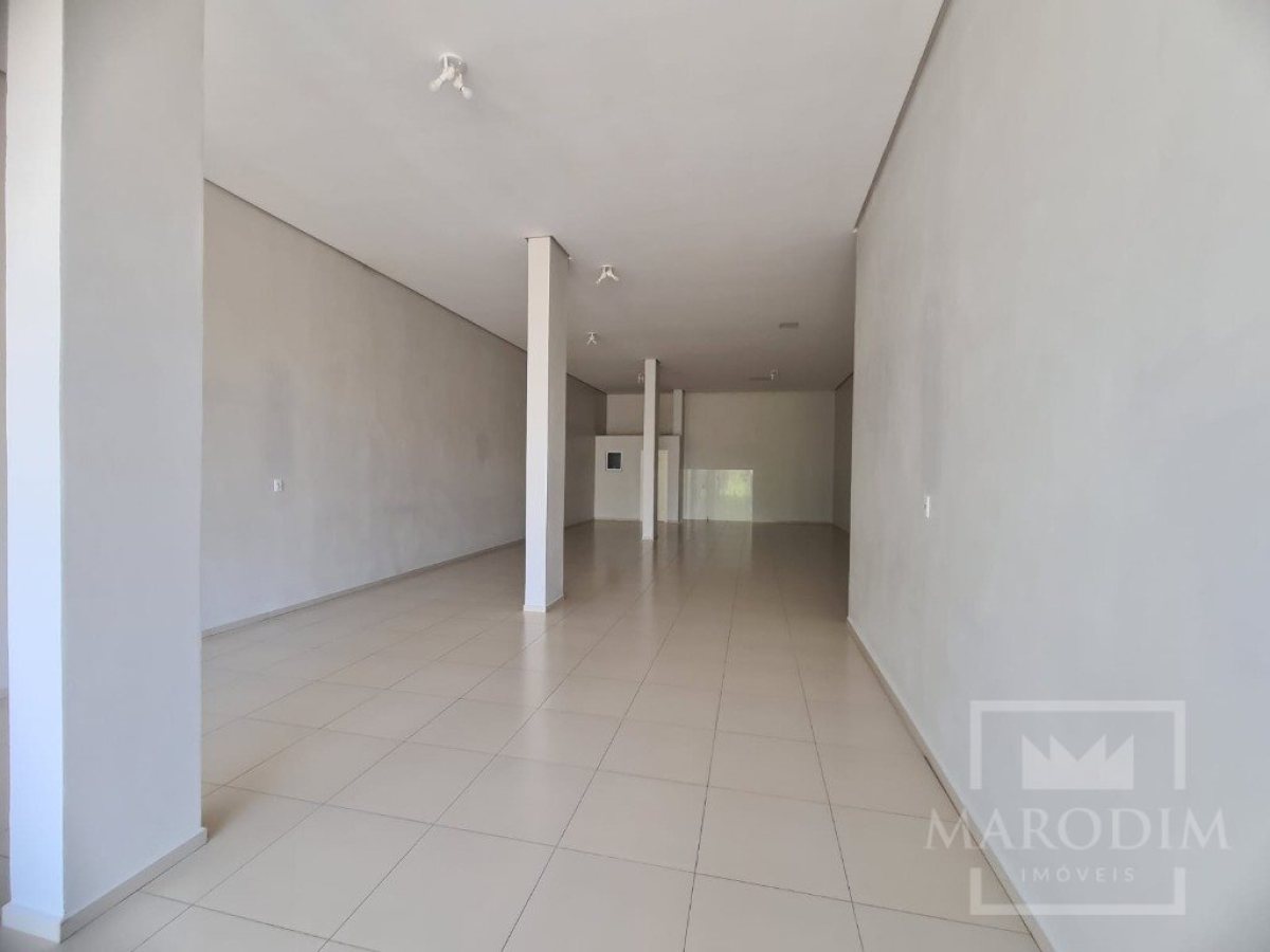 Salas/Conjuntos com 128m², Nao suíte, no bairro Alberto Borella em Marau