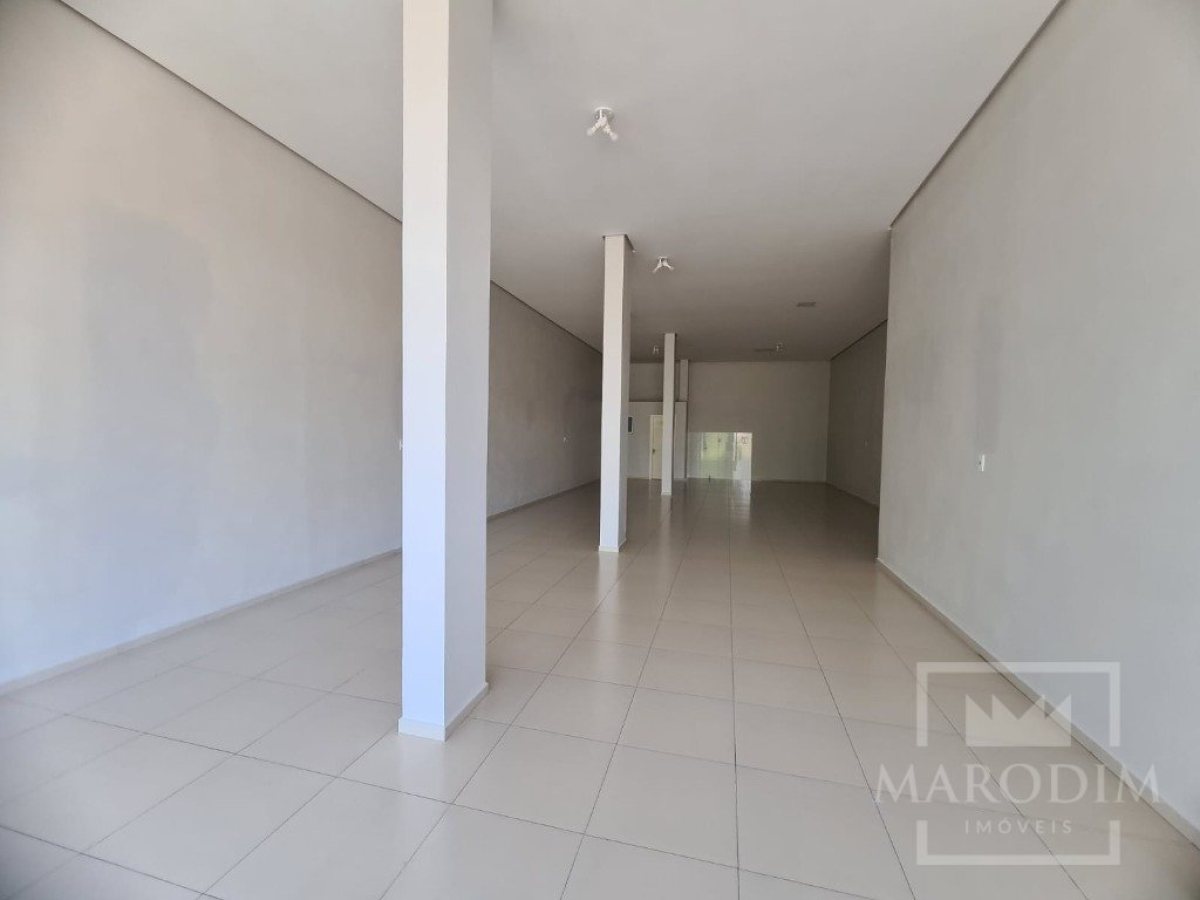 Salas/Conjuntos com 128m², Nao suíte, no bairro Alberto Borella em Marau