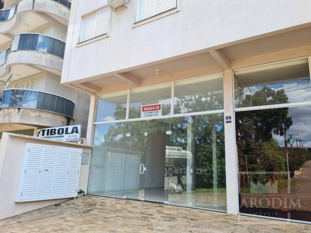 Salas/Conjuntos com 128m², Nao suíte, no bairro Alberto Borella em Marau