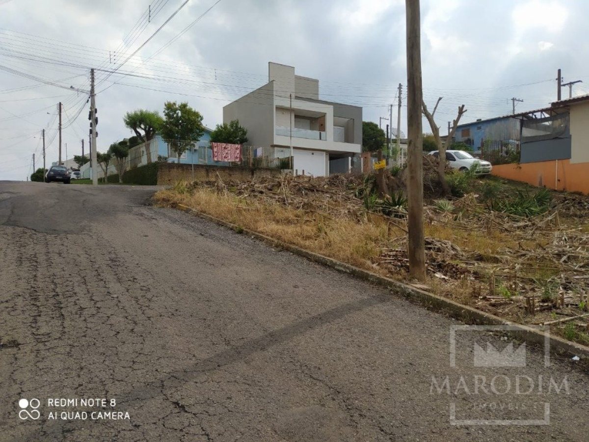 Terreno com 287m², Nao suíte, no bairro Santo Expedito em Marau
