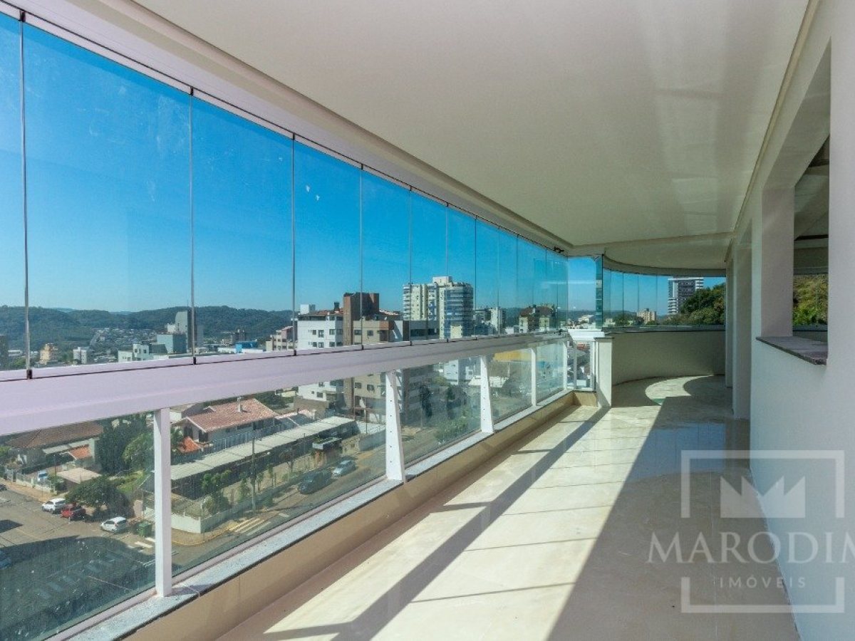 Apartamento com 159m², 3 dormitórios, Sim suíte, no bairro Centro em Marau