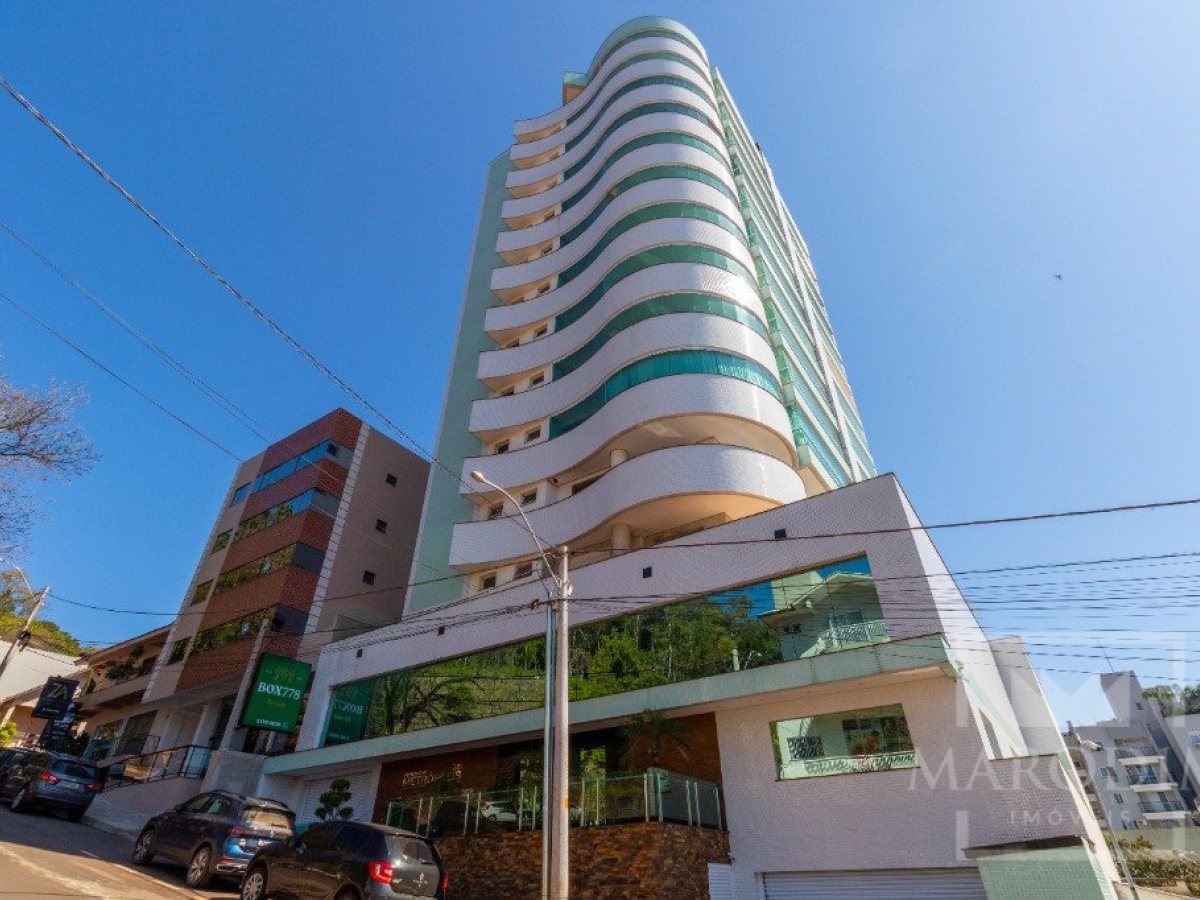 Apartamento com 159m², 3 dormitórios, Sim suíte, no bairro Centro em Marau