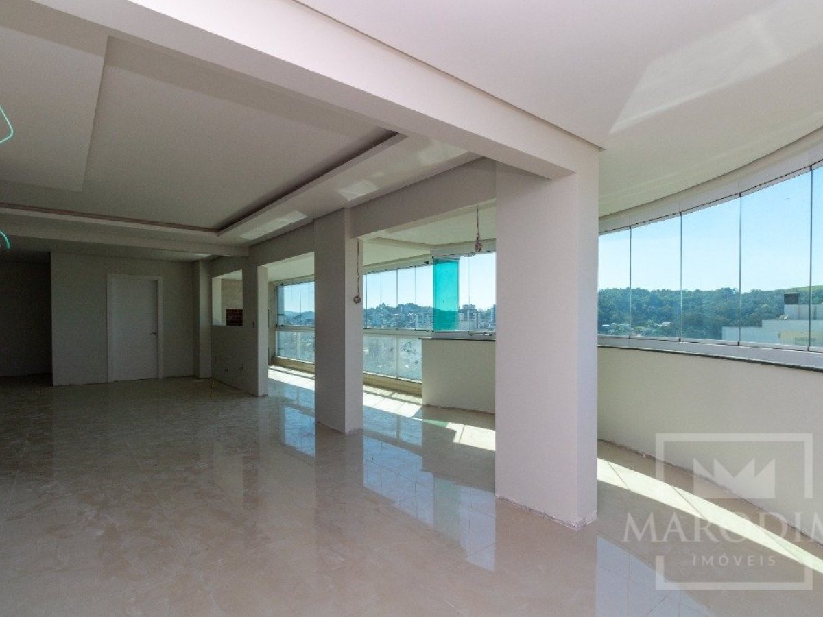 Apartamento com 159m², 3 dormitórios, Sim suíte, no bairro Centro em Marau