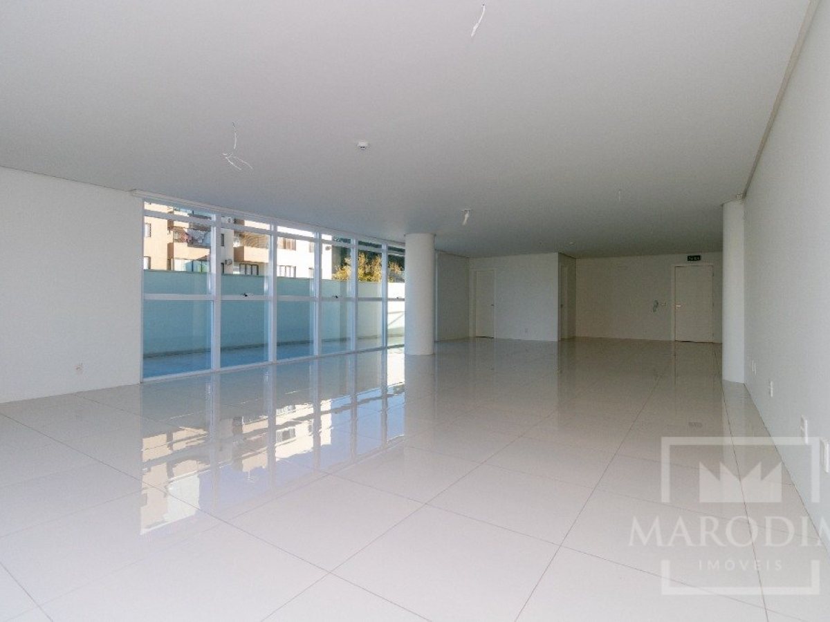 Salas/Conjuntos com 98m², Nao suíte, no bairro Centro em Marau