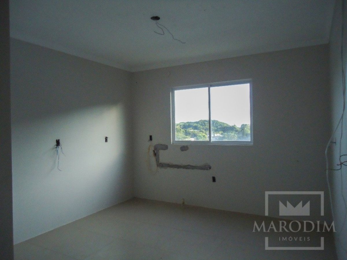 Apartamento com 134m², 3 dormitórios, Nao suíte, 1 vaga, no bairro Borges de Medeiros em Marau
