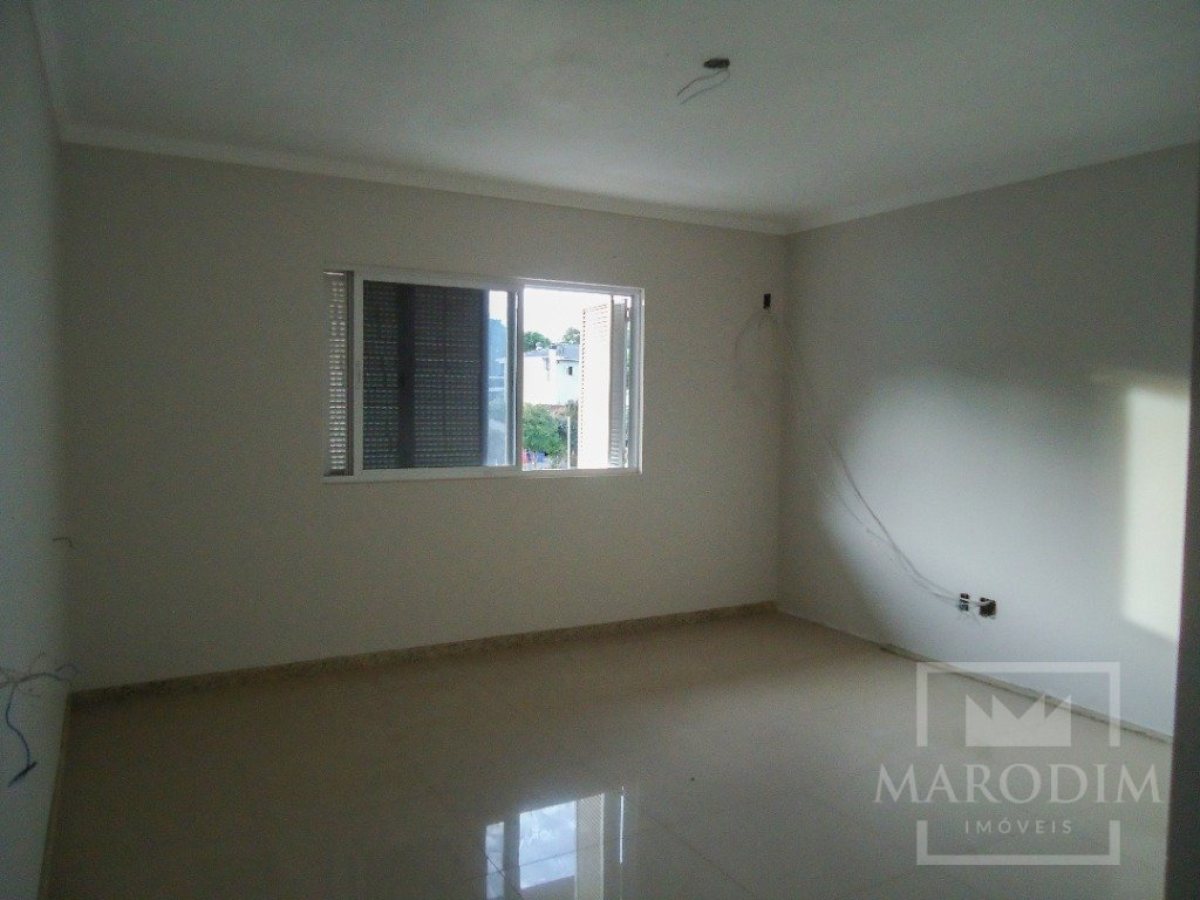 Apartamento com 134m², 3 dormitórios, Nao suíte, 1 vaga, no bairro Borges de Medeiros em Marau