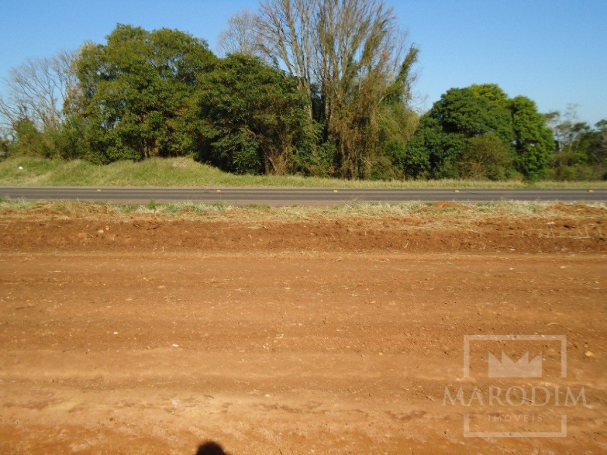 Terreno com 26933000m², Nao suíte, no bairro Borges de Medeiros em Marau