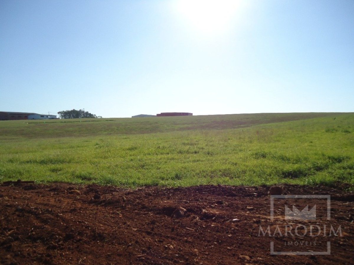Terreno com 26933000m², Nao suíte, no bairro Borges de Medeiros em Marau