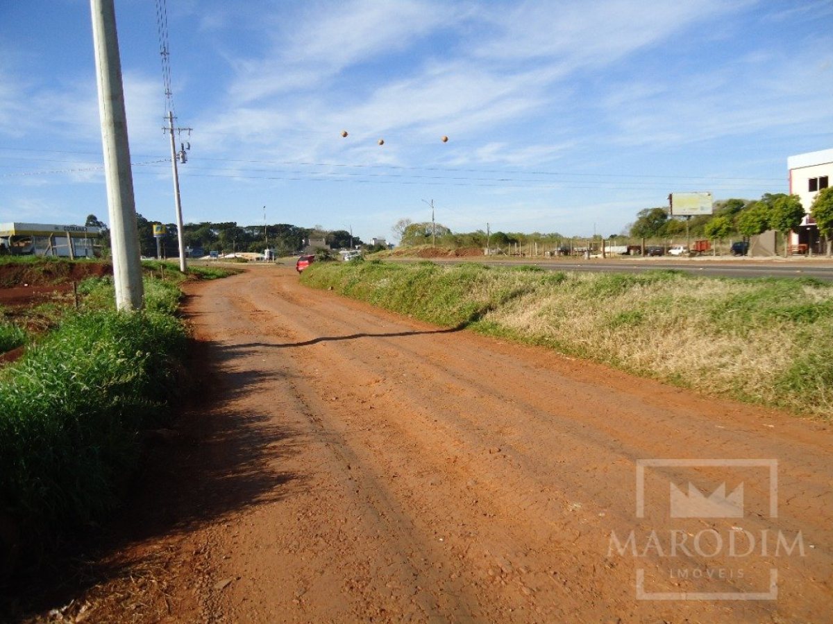 Terreno com 26933000m², Nao suíte, no bairro Borges de Medeiros em Marau