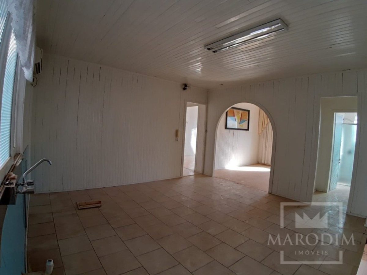 Salas/Conjuntos com 168m², Nao suíte, no bairro Centro em Marau