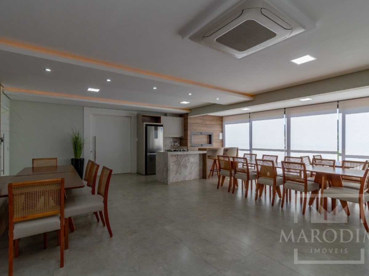 Apartamento com 157m², 3 dormitórios, Sim suíte, 1 vaga, no bairro Centro em Marau