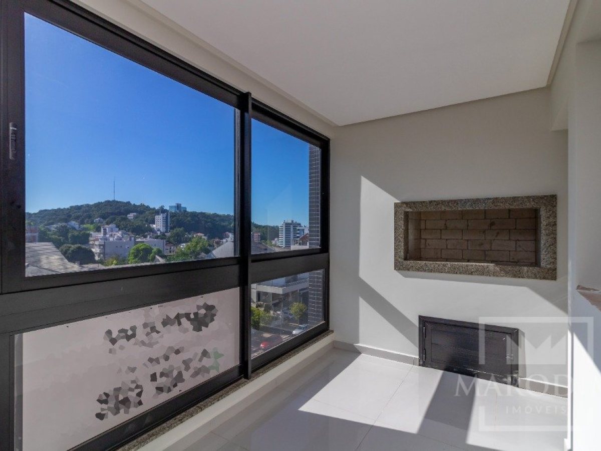 Apartamento com 157m², 3 dormitórios, Sim suíte, 1 vaga, no bairro Centro em Marau