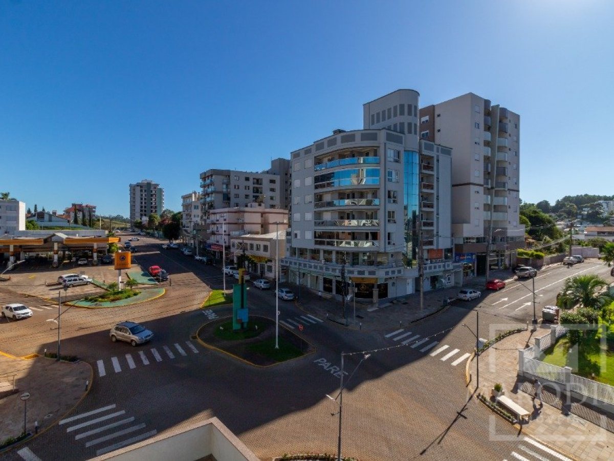 Apartamento com 157m², 3 dormitórios, Sim suíte, 1 vaga, no bairro Centro em Marau