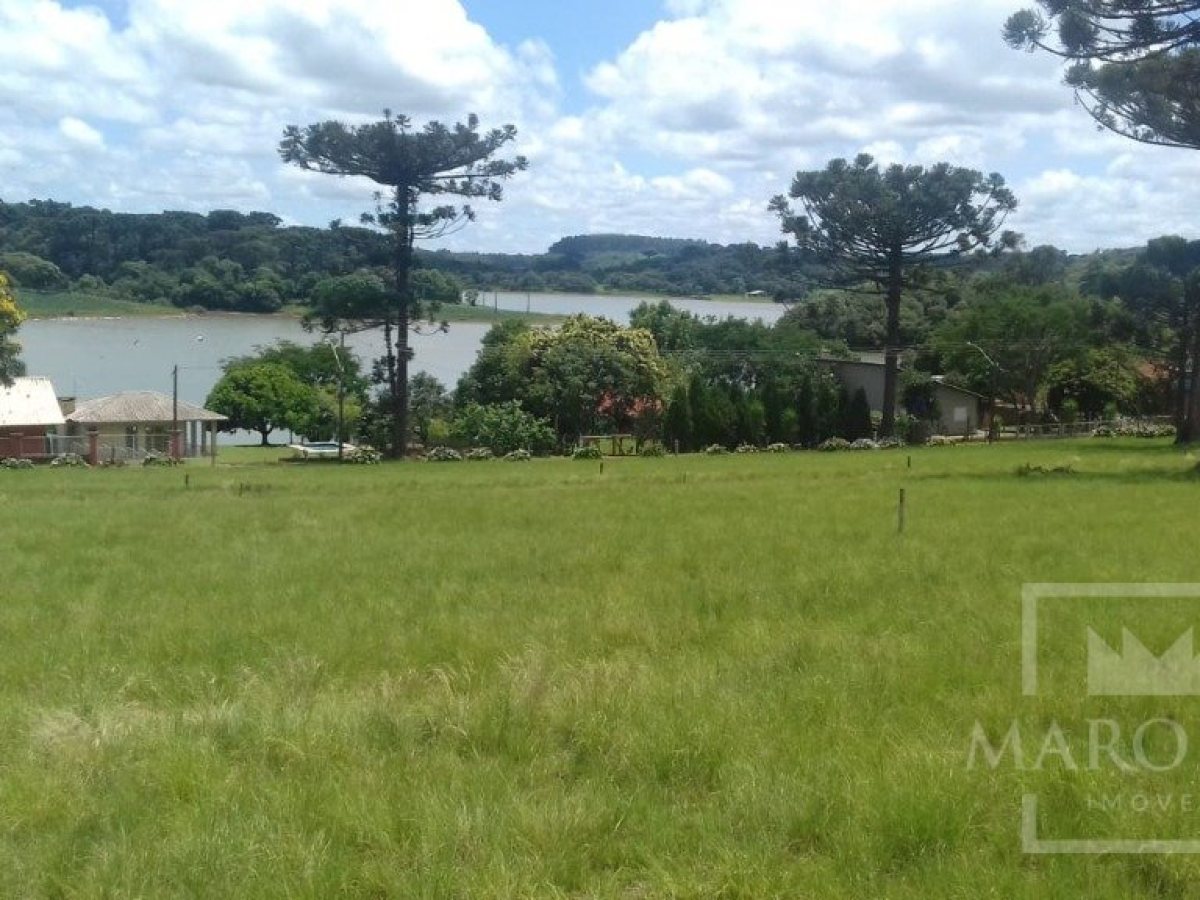 Terreno com 375m², Nao suíte, no bairro Barragem Capingui em Marau
