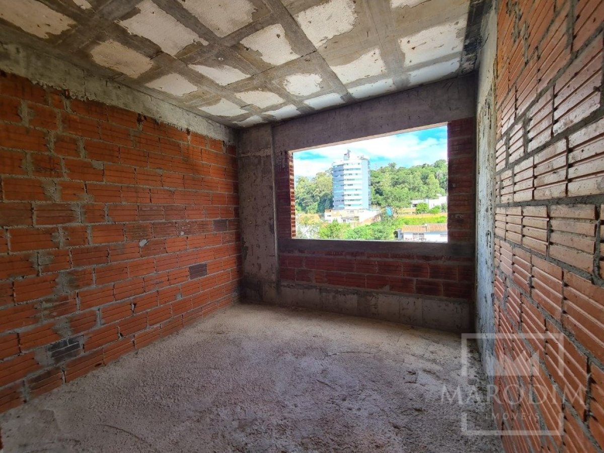 Apartamento com 95m², 3 dormitórios, Sim suíte, 2 vagas, no bairro Centro em Marau