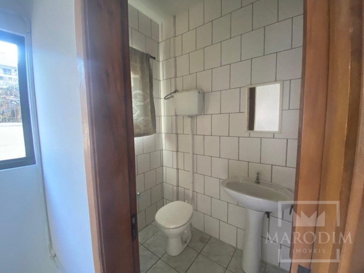 Salas/Conjuntos com 52m², Nao suíte, no bairro Centro em Marau