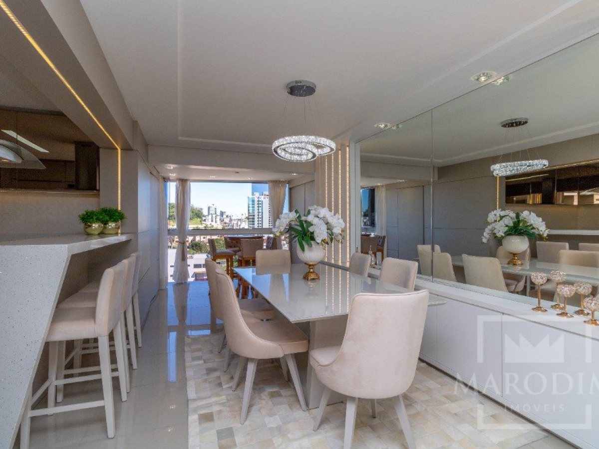 Apartamento com 133m², 3 dormitórios, Sim suíte, 2 vagas, no bairro Centro em Marau