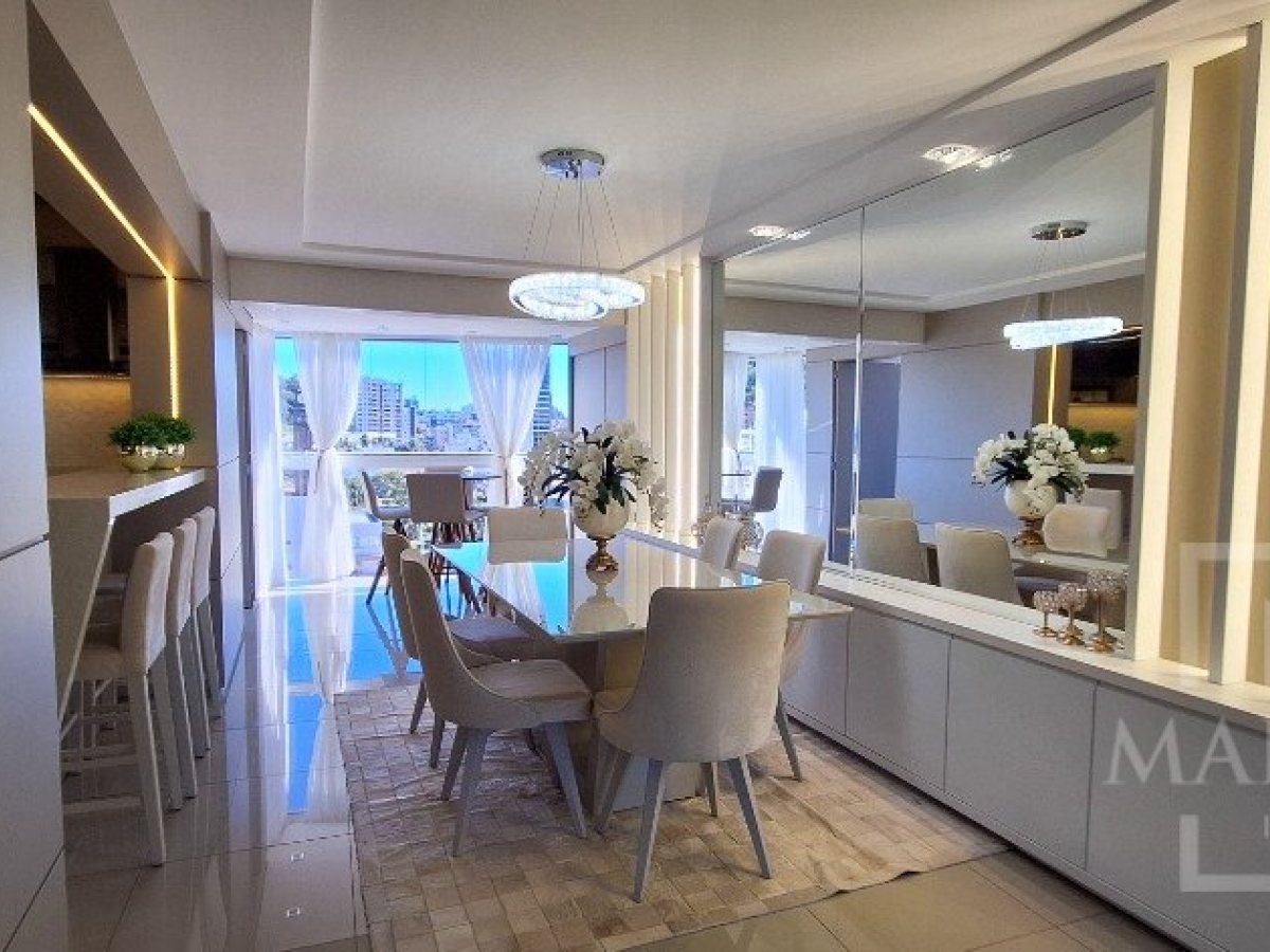 Apartamento com 133m², 3 dormitórios, Sim suíte, 2 vagas, no bairro Centro em Marau