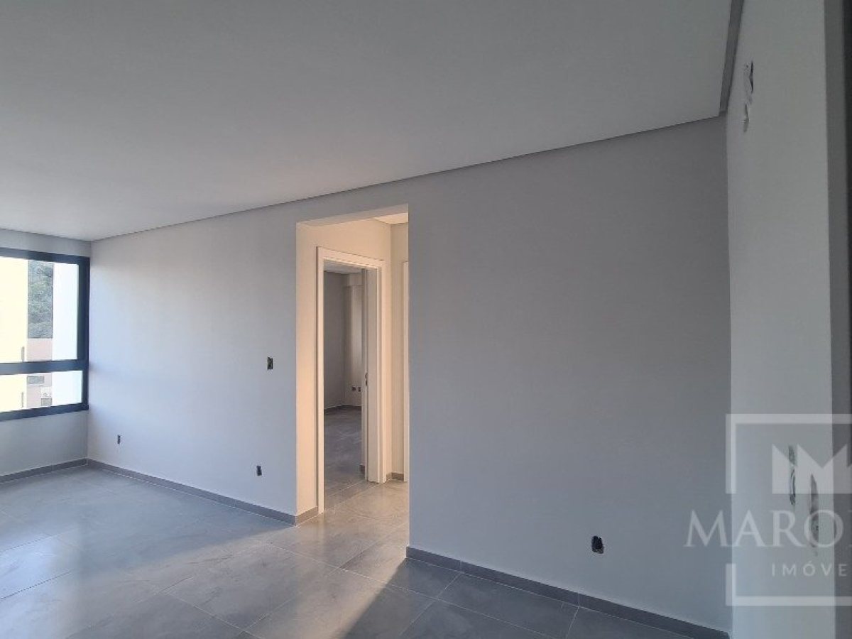 Apartamento com 67m², 2 dormitórios, Nao suíte, 1 vaga, no bairro Centro em Marau