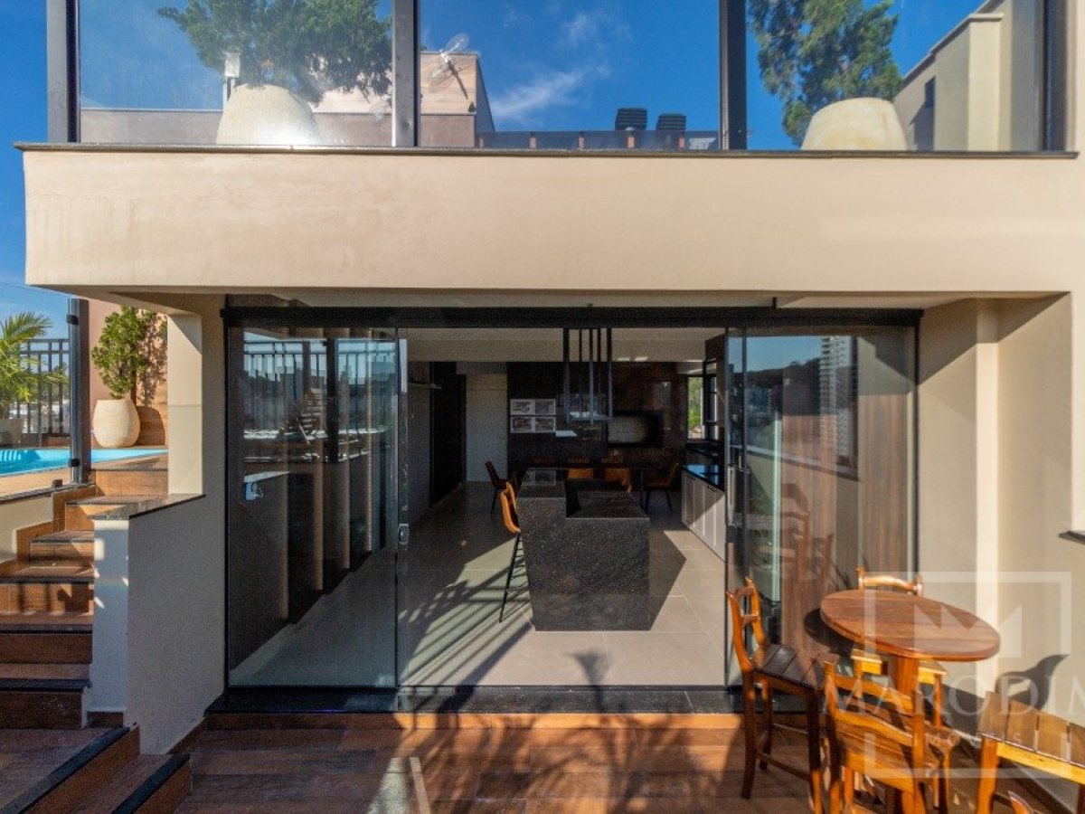 Apartamento com 109m², 2 dormitórios, Sim suíte, no bairro Centro em Marau