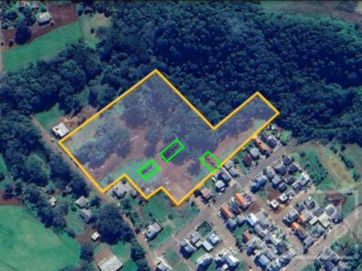 Terreno com 305m², Nao suíte, no bairro Borges de Medeiros em Marau