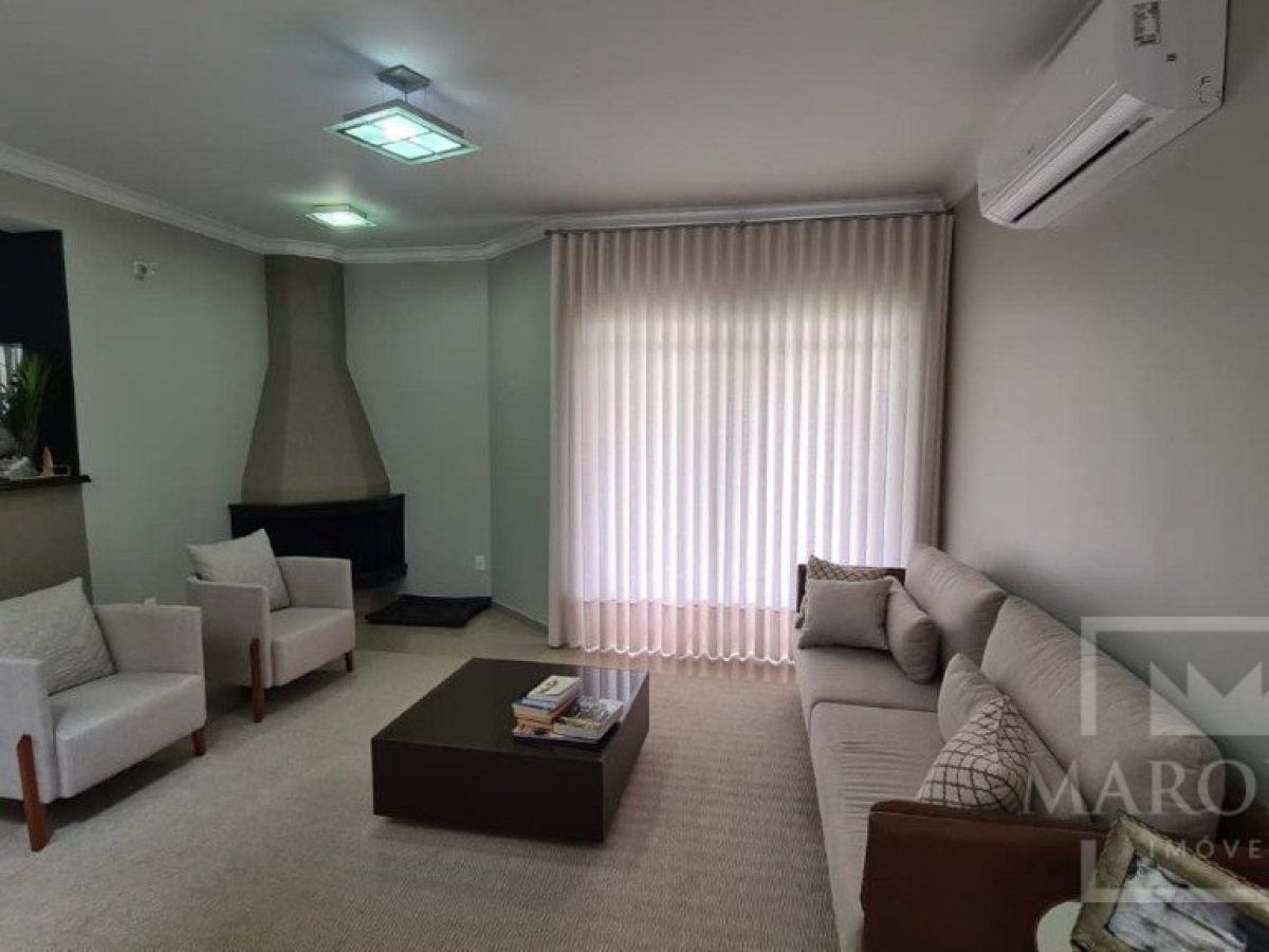 Casa com 270m², 3 dormitórios, Sim suíte, 2 vagas, no bairro Jardim  América em Marau