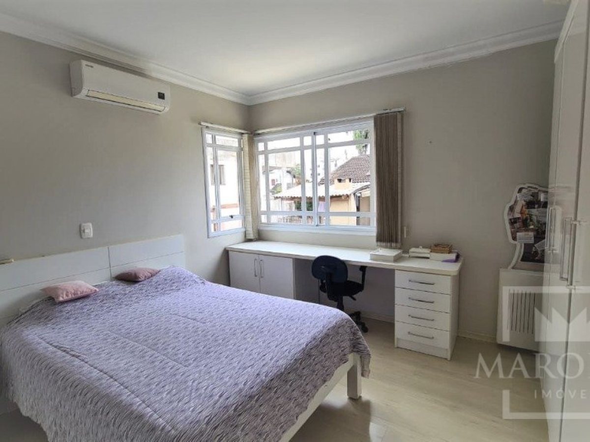 Casa com 270m², 3 dormitórios, Sim suíte, 2 vagas, no bairro Jardim  América em Marau