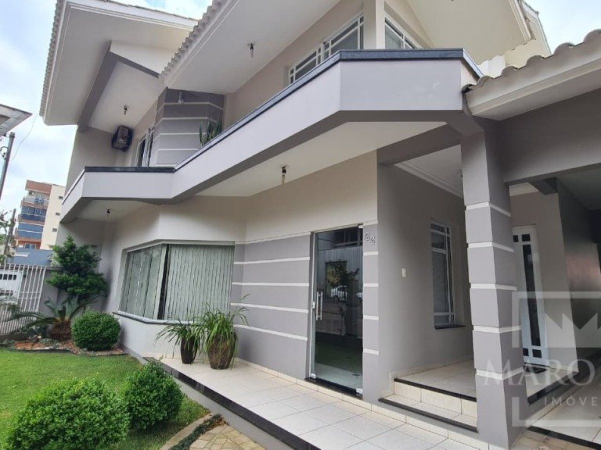 Casa com 270m², 3 dormitórios, Sim suíte, 2 vagas, no bairro Jardim  América em Marau