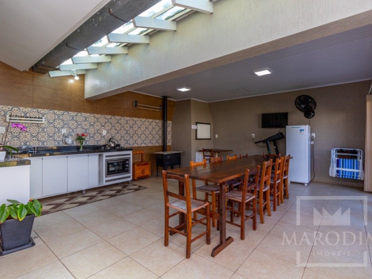 Casa com 270m², 3 dormitórios, Sim suíte, 2 vagas, no bairro Jardim  América em Marau