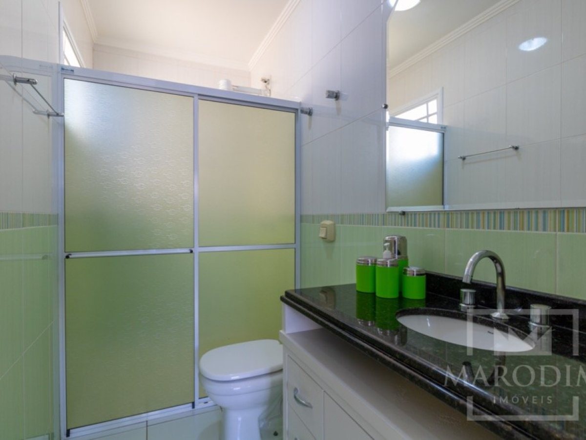 Casa com 270m², 3 dormitórios, Sim suíte, 2 vagas, no bairro Jardim  América em Marau