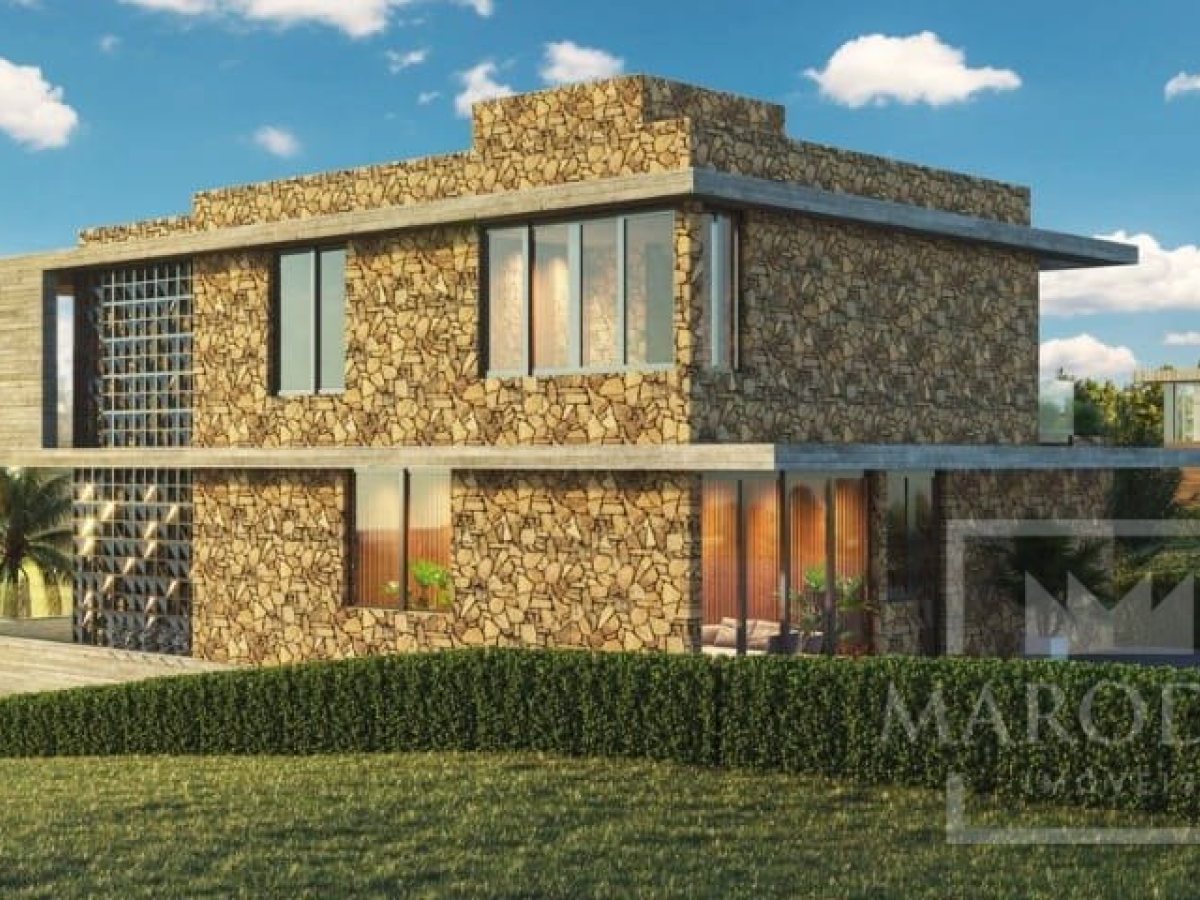 Casa com 610m², 4 dormitórios, Nao suíte, 4 vagas, no bairro Rodovia ERS 324 em Marau