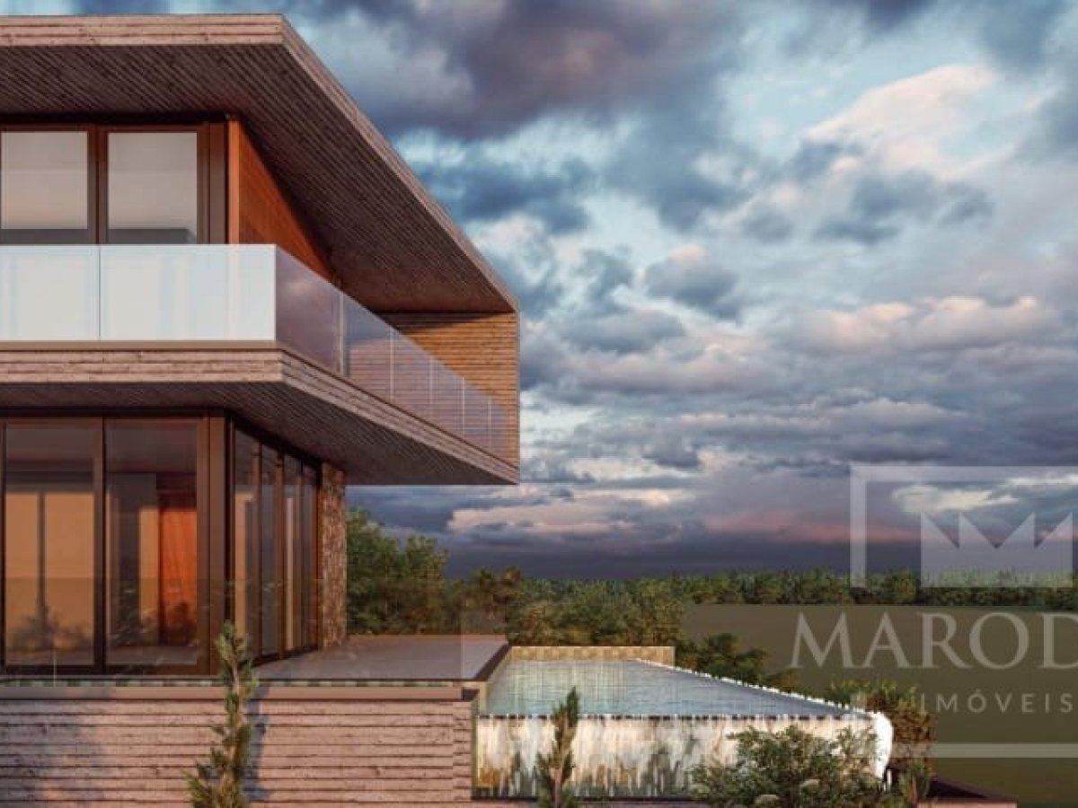 Casa com 610m², 4 dormitórios, Nao suíte, 4 vagas, no bairro Rodovia ERS 324 em Marau