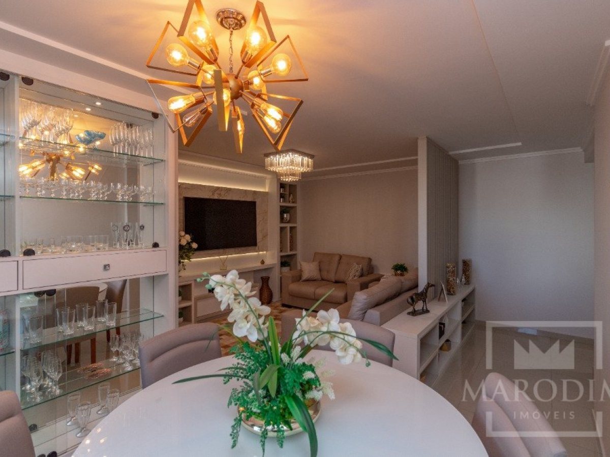 Apartamento com 123m², 3 dormitórios, Sim suíte, 1 vaga, no bairro Centro em Marau