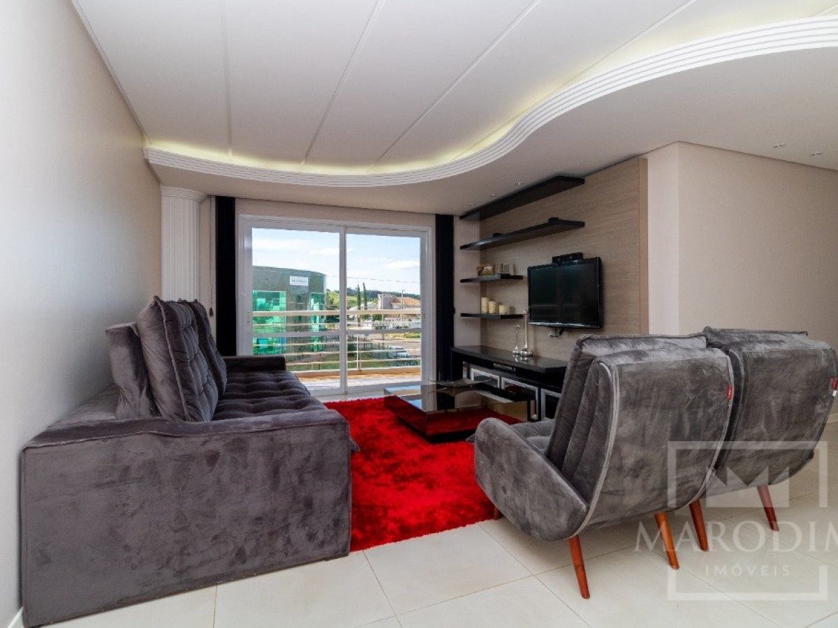 Cobertura com 540m², 3 dormitórios, Sim suíte, 4 vagas, no bairro Loteamento Girardi em Marau