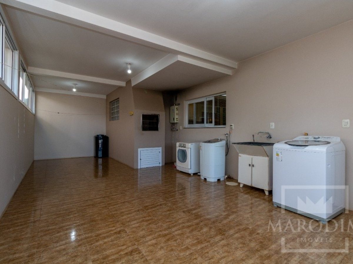 Cobertura com 540m², 3 dormitórios, Sim suíte, 4 vagas, no bairro Loteamento Girardi em Marau