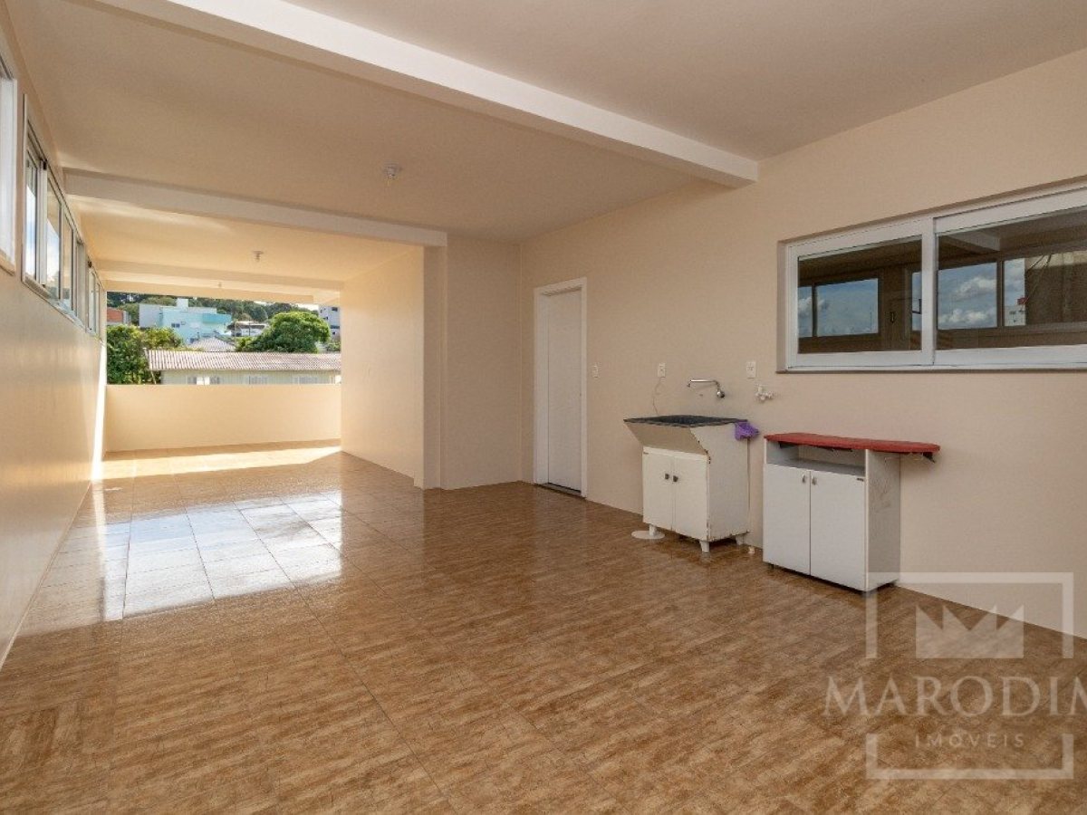 Cobertura com 540m², 3 dormitórios, Sim suíte, 4 vagas, no bairro Loteamento Girardi em Marau