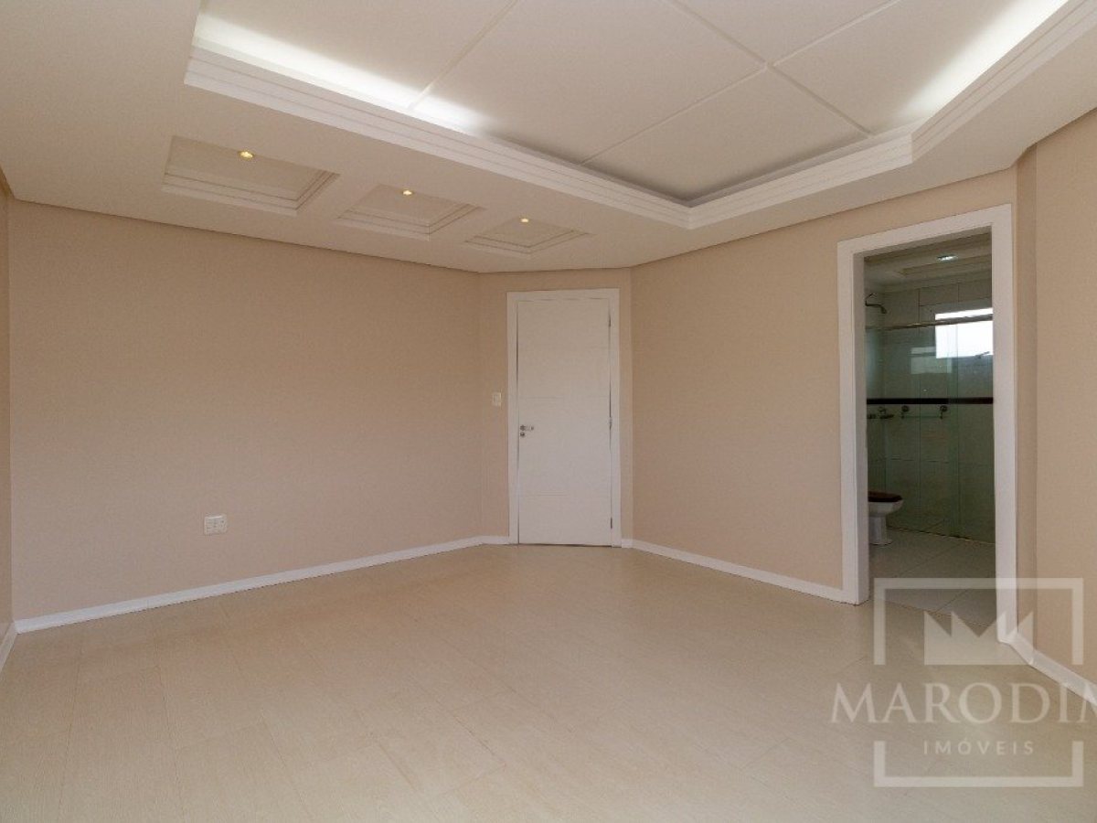 Cobertura com 540m², 3 dormitórios, Sim suíte, 4 vagas, no bairro Loteamento Girardi em Marau
