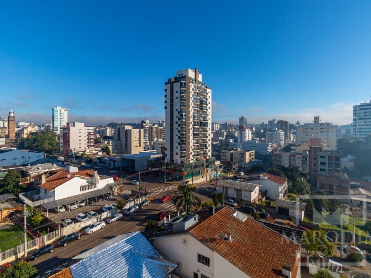 Salas/Conjuntos com 76m², Nao suíte, no bairro Centro em Marau