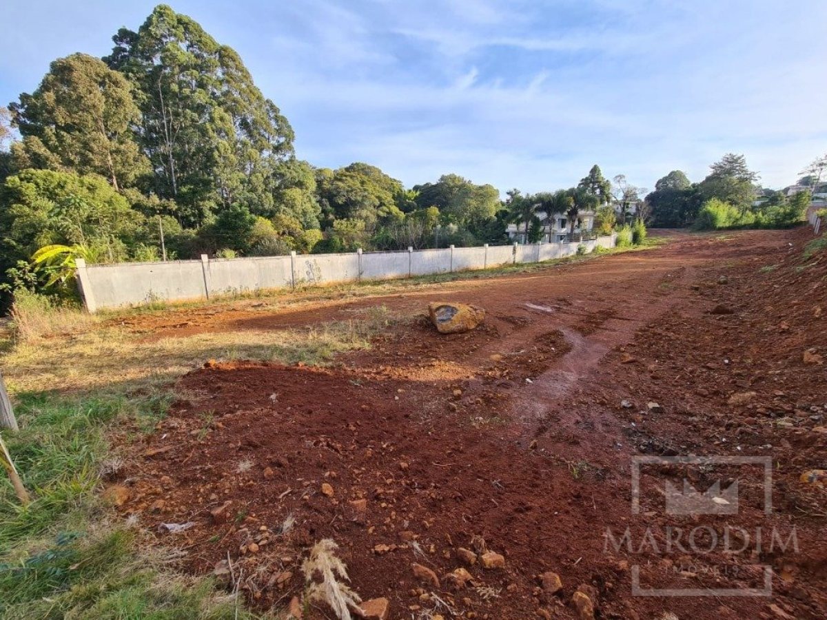Terreno com 323m², Nao suíte, no bairro Jardim do Sol em Marau